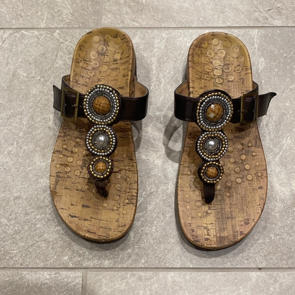 Vionic sandals - Picture 2 of 6